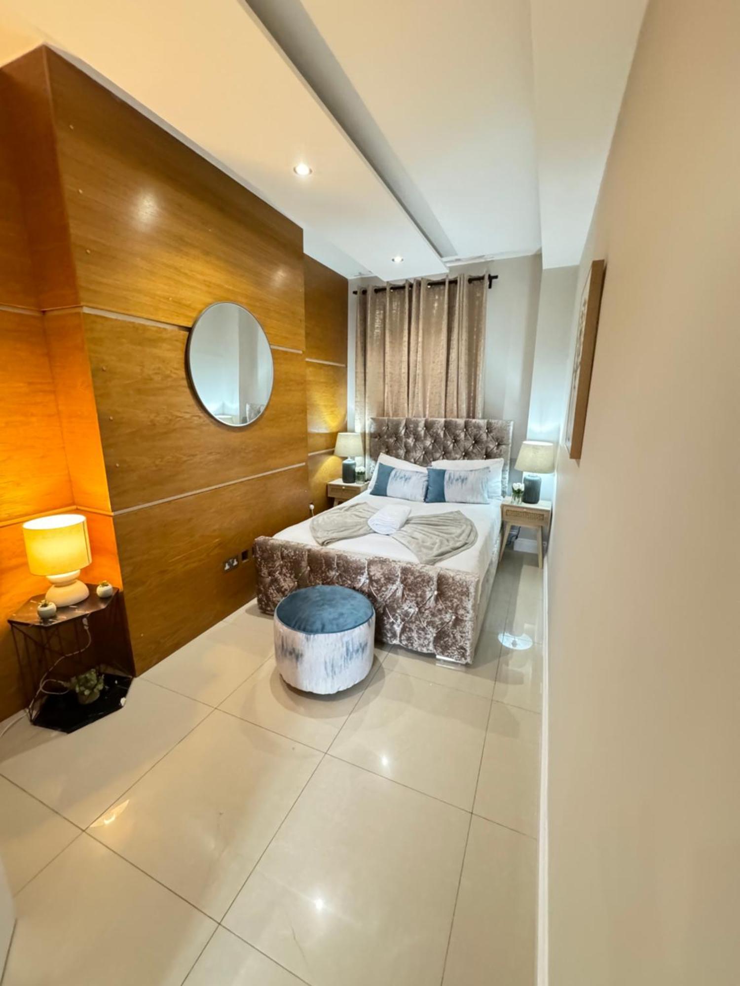 Eye One Bedroom
