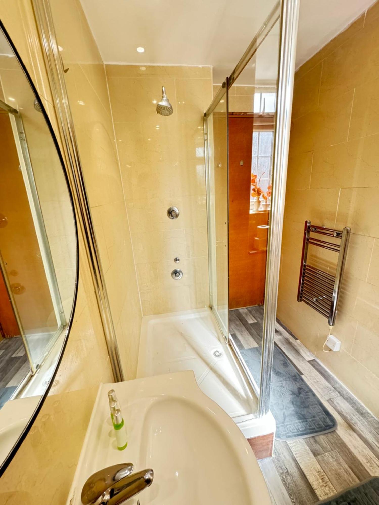 Eye One Bedroom